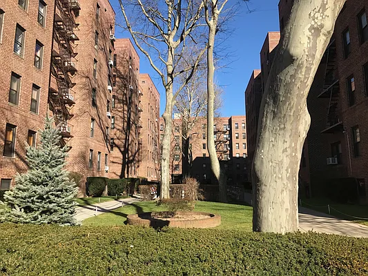 Sold by Continent Realty LLC | media 26