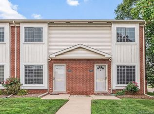 4963 Crooks Rd, Royal Oak, MI 48073