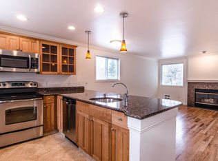 915 2nd Ave #8, Kirkland, WA 98033