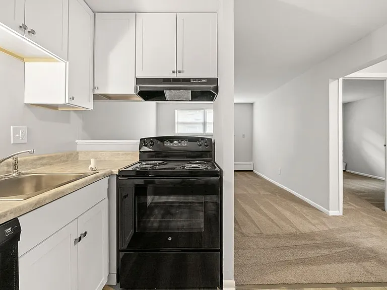 4991 Arbor Village Dr — Photo 15