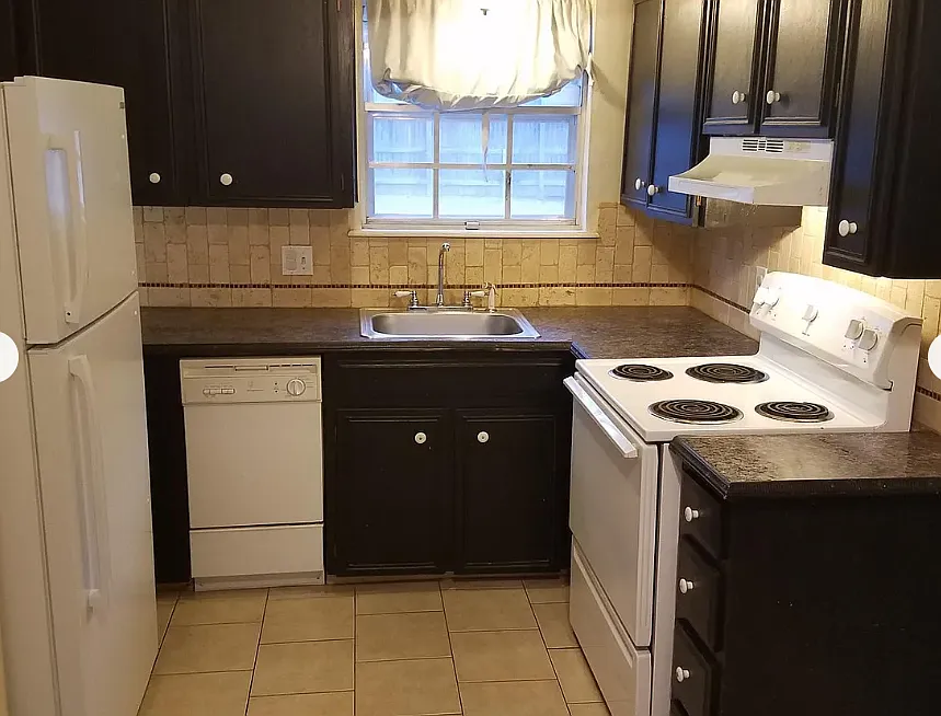 new Refrigerator and appliances come a new granite just install,