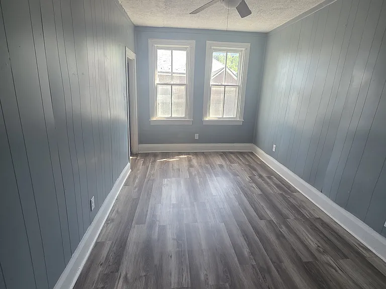 3 Stoner Ave — Photo 9