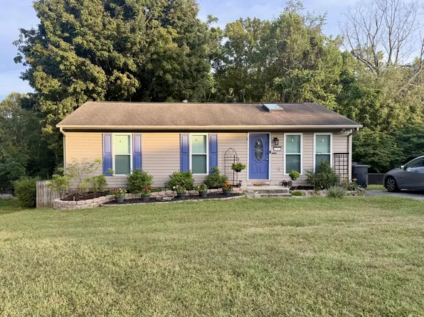 1140 Pedigo Ln, Vinton, VA 24179