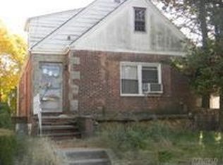 13729 230th St, Springfield Gardens, NY 11413