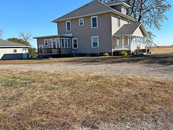 2nd image of 1811 580th St