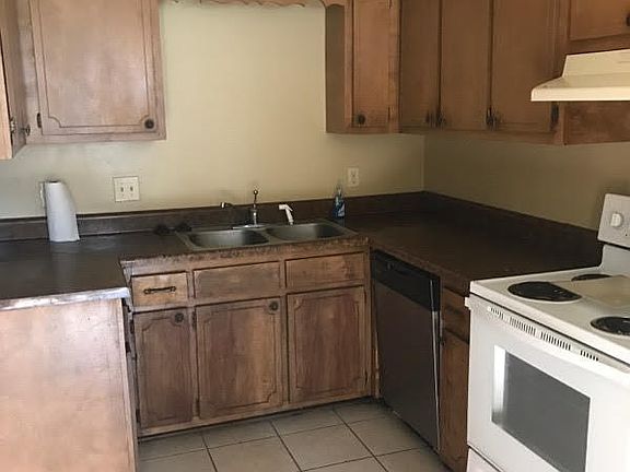 5th image of 8521 Bridgewood Dr