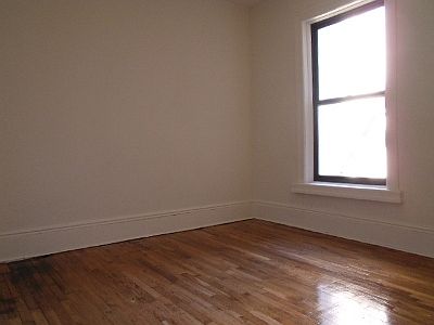 2nd image of 561 W 189th St APT 1D