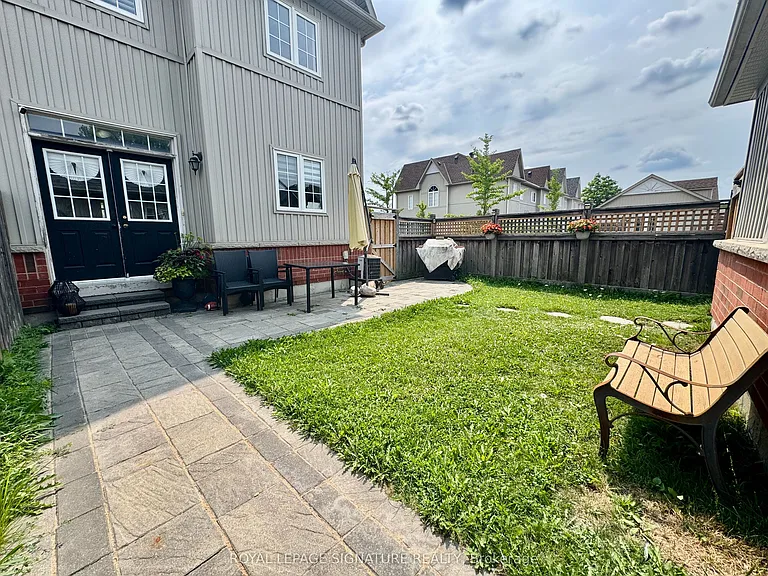 41 Yale Ln — Photo 22