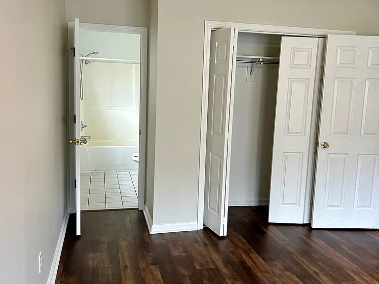 313 Lisbon Dr — Photo 14