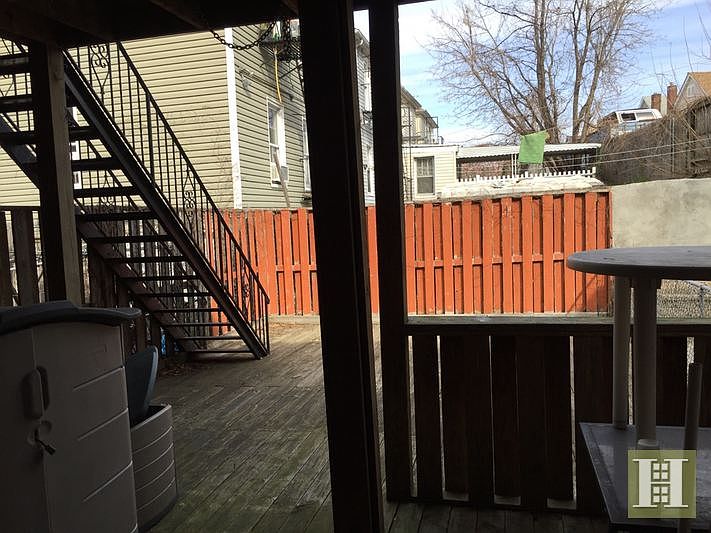 2nd image of 1887 Watson Ave