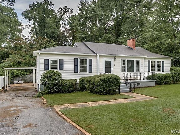 2nd image of 209 E Glen Iris Ln