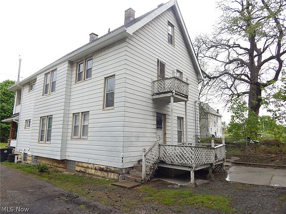 4th image of 1095 E 113th St