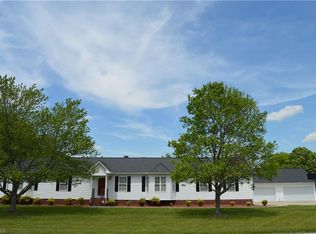 855 Sedge Garden Rd, Kernersville, NC 27284