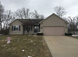 11458 Barnsley Rd SE, Lowell, MI 49331