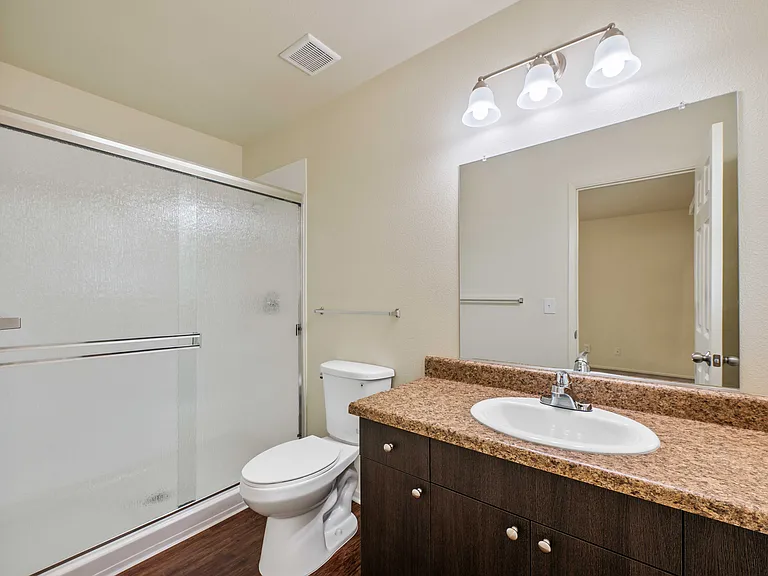 Coral Sea Cove - Military Housing — Photo 8
