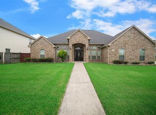 9108 Laura Ln, Port Arthur, TX 77640