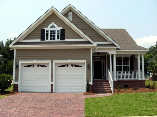 230 Pines Dr, Hartsville, SC 29550