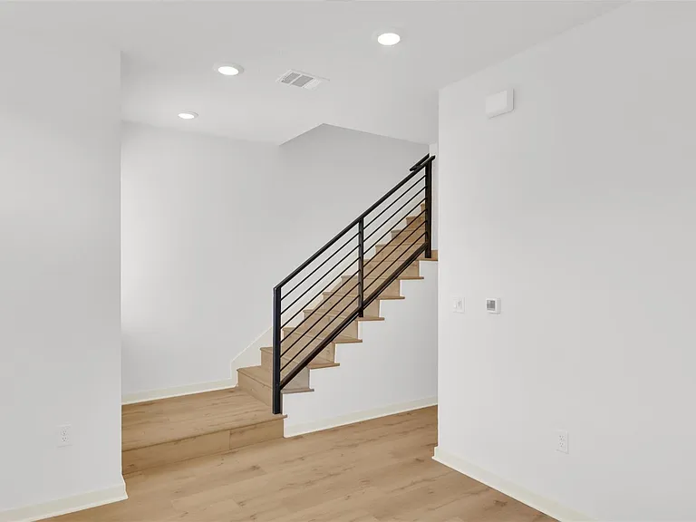 7208 Providence Ave #2 — Photo 10
