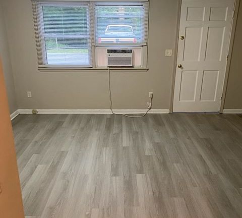 2nd image of 215 Randy Dr #4