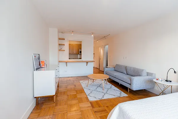 Sold by Owner | media 11