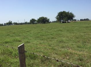 410 Higgins Rd, Waxahachie, TX 75167