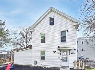 854 Central St, Lowell, MA 01852