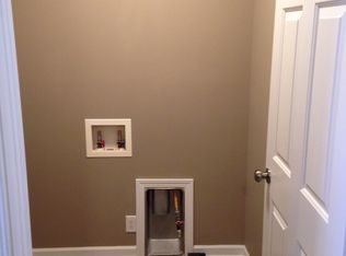 461 Jamesgate Ct, Holland, MI 49424