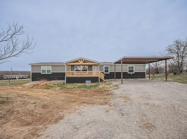 120 Princess Ct, Bridgeport, TX 76426