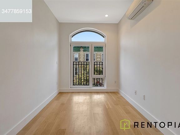 5th image of 54 Troutman St #4V