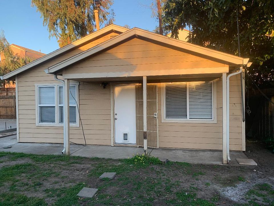 1st image of 102 N Buena Vista Ave