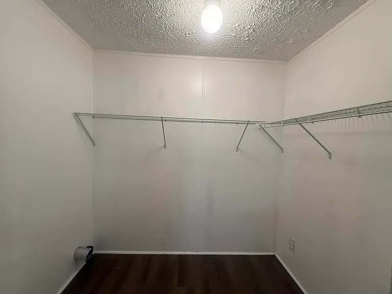 Lincoln Place — Photo 15