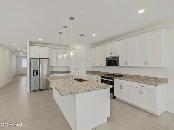 8412 W SARATOGA Way, Florence, AZ 85132