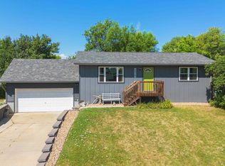 4415 Patriot Ln, Rapid City, SD 57701