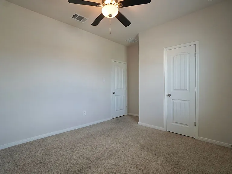 115 Bethpage Dr — Photo 19