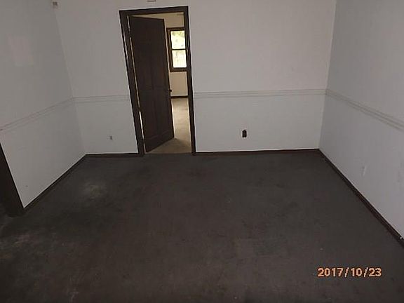 4th image of 4016 S Lynhurst Dr