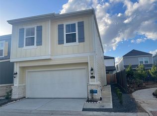 627 Salt Marsh Trl, Kemah, TX 77565