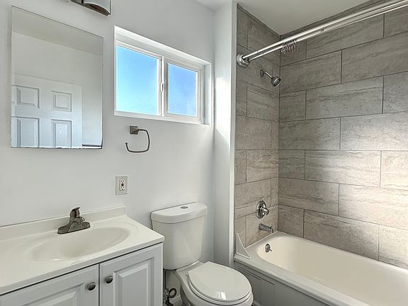 Modern Clean Bathroom Design