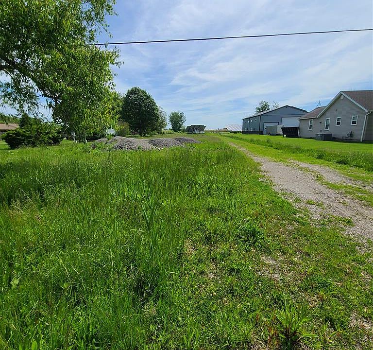 1st image of 1987 Front Rd N