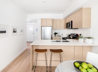 268 King Edward Ave W #310, Vancouver, BC