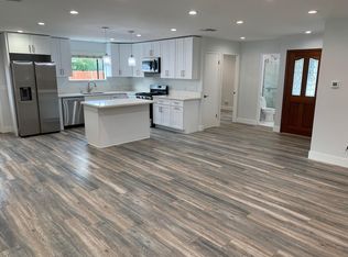 23300 Mobile St, West Hills, CA 91307
