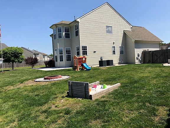 5th image of 5544 Chandler Scott Ct