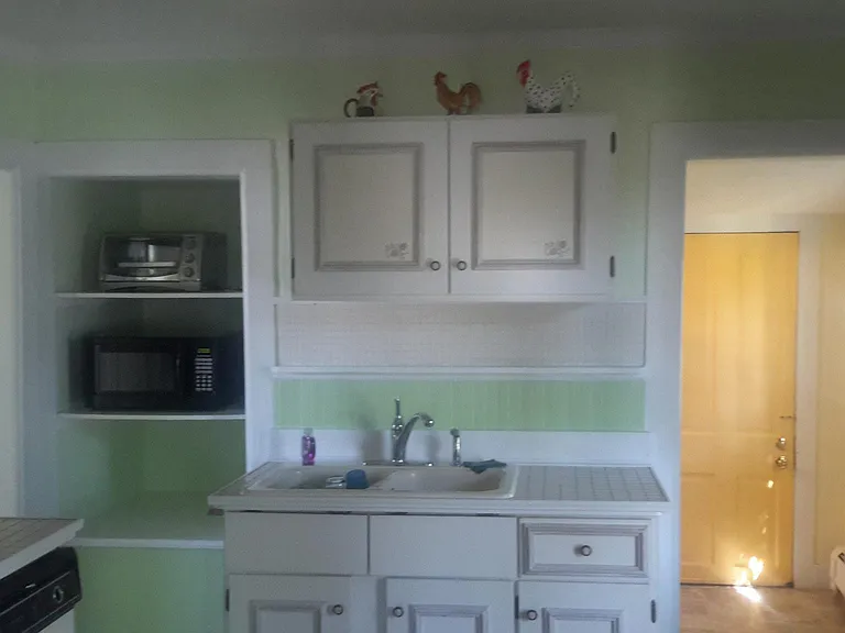 215 W Carr Ave — Photo 9