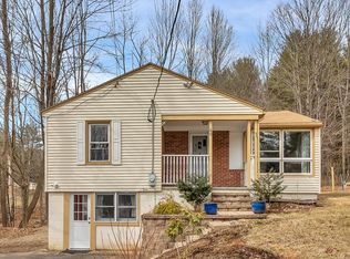 60 Center St, Ashburnham, MA 01430