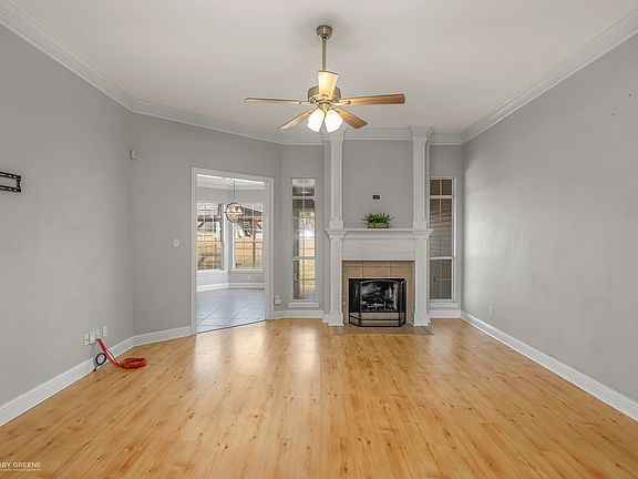 5th image of 5813 Gold Crest Dr