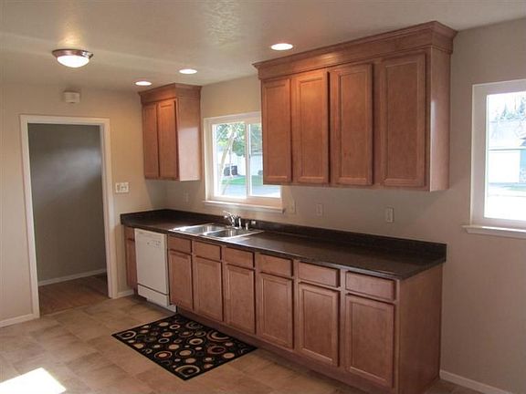 5th image of 4713 Donnie Lyn Way