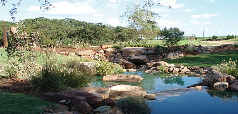 2nd image of 16 Sugar Bluff Circle