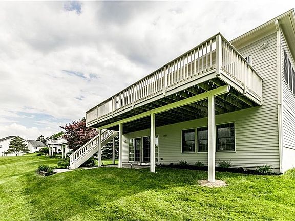 5th image of 6084 Bay Hill Cir