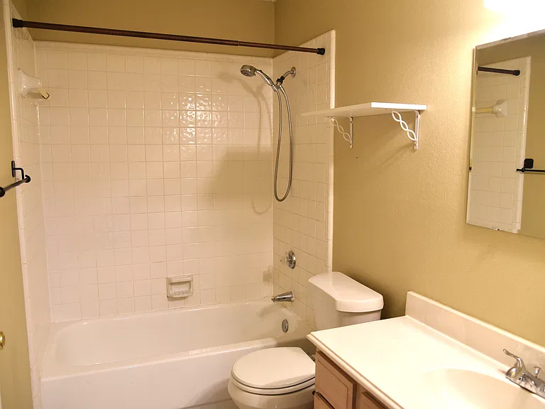 7025 Blalock Dr — Photo 19