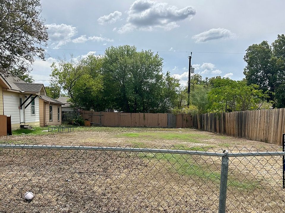 2nd image of 3910 W TRAVIS ST