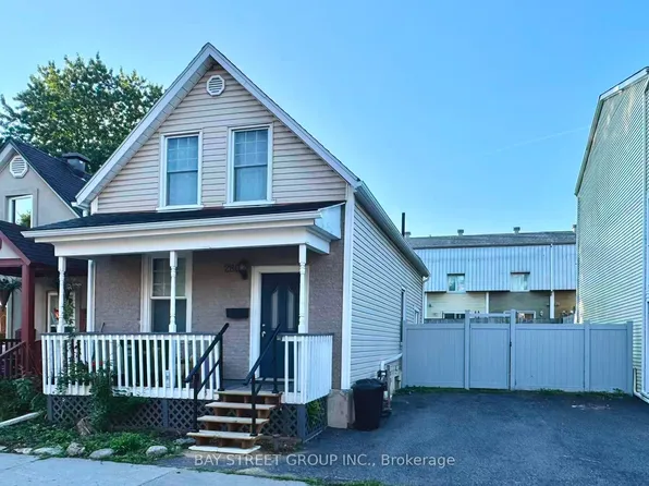 280 Saint Andrew St, Ottawa, ON K1N 5G7